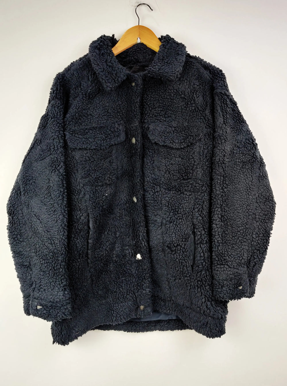 Buy online pre-used pre-loved 100% authentic & Original branded Monkl (WC-2076) available in Pakistan. Top international brands avilable.