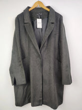 Buy online pre-used pre-loved 100% authentic & Original branded Dorothy Perkins (WC-2091) available in Pakistan. Top international brands avilable.