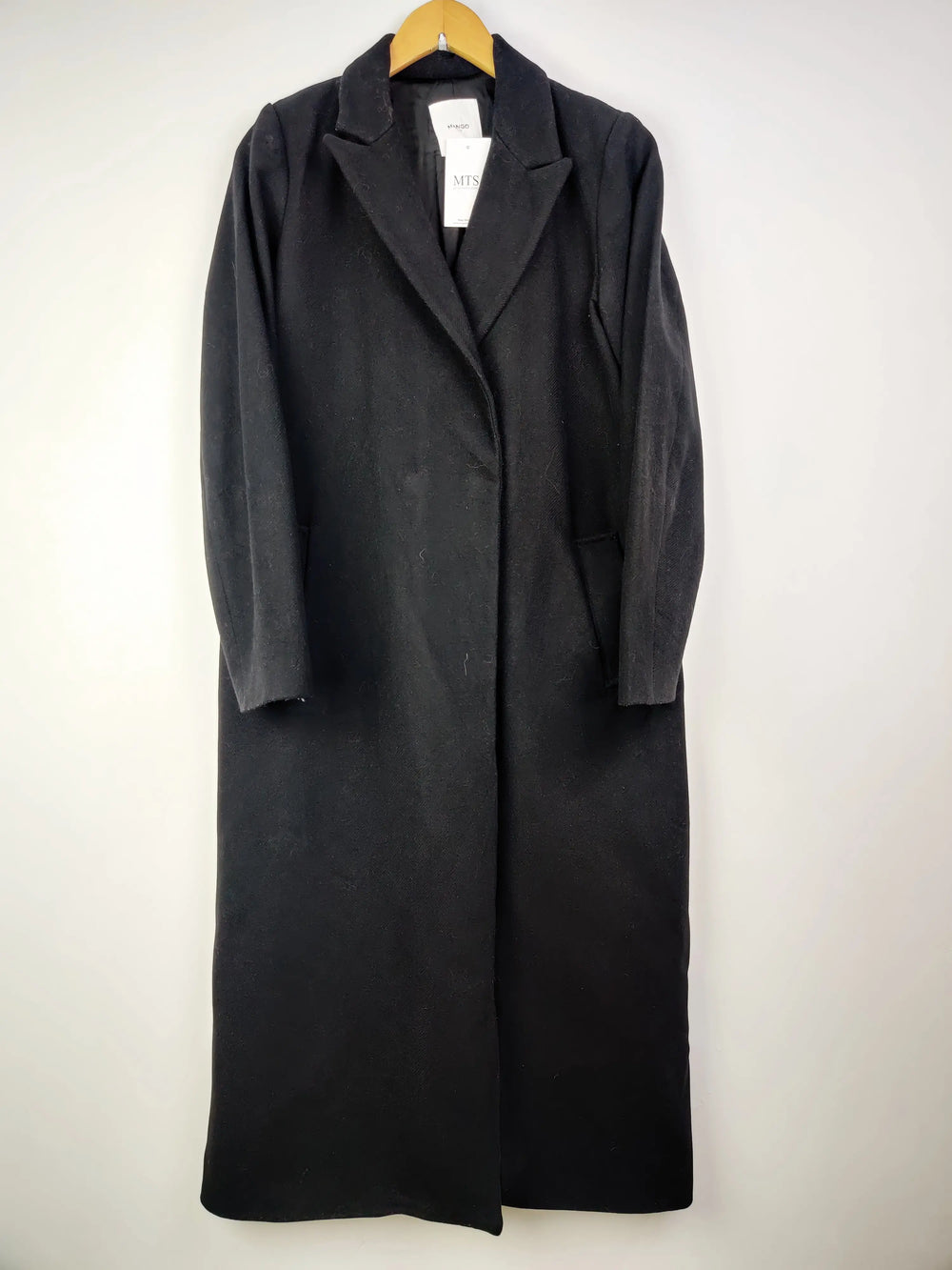 Buy online pre-used pre-loved 100% authentic & Original branded Mango (WC-2093) available in Pakistan. Top international brands avilable.