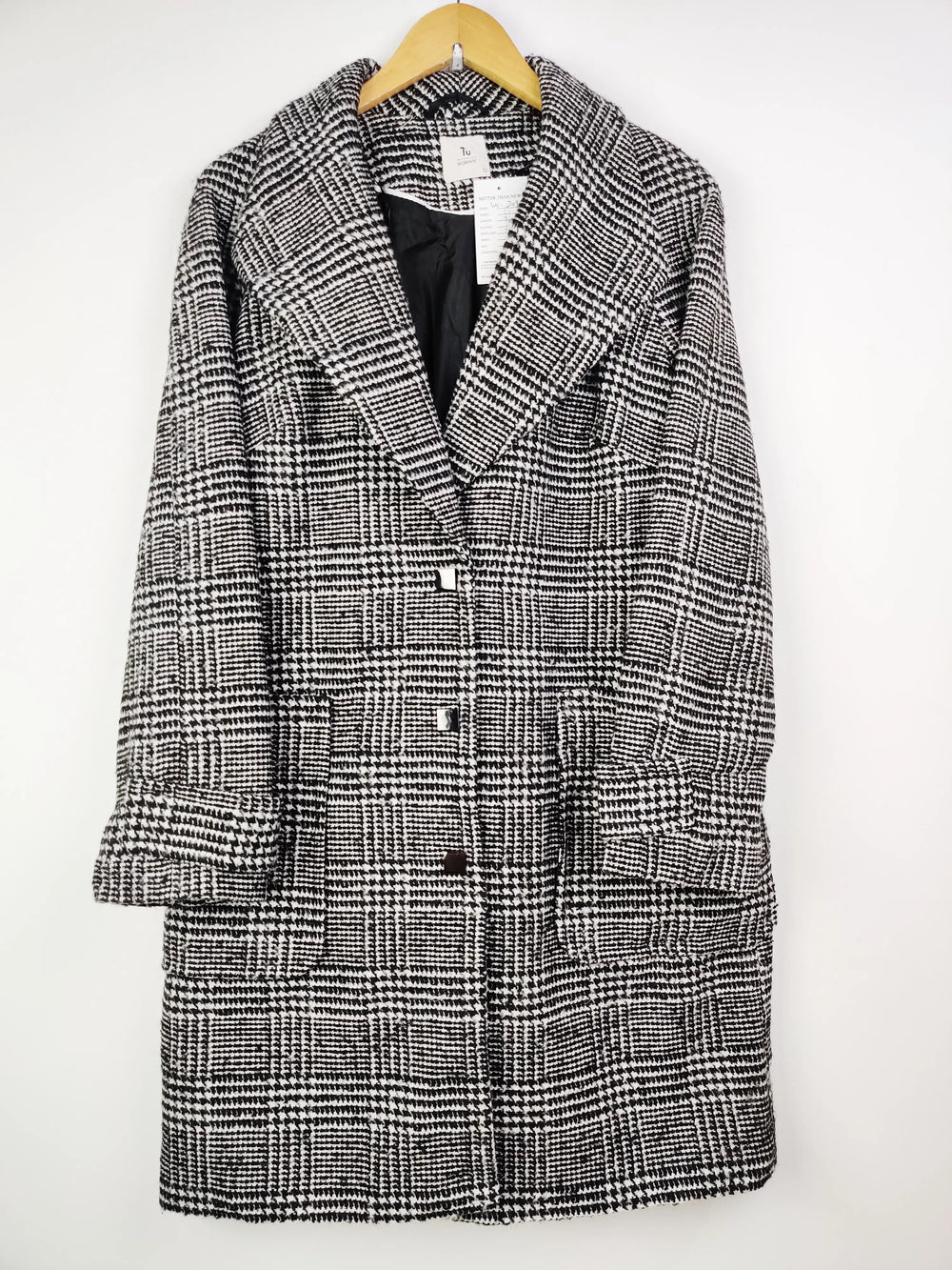 Buy online pre-used pre-loved 100% authentic & Original branded Tu (WC-2099) available in Pakistan. Top international brands avilable.