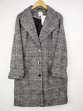 Buy online pre-used pre-loved 100% authentic & Original branded Tu (WC-2099) available in Pakistan. Top international brands avilable.