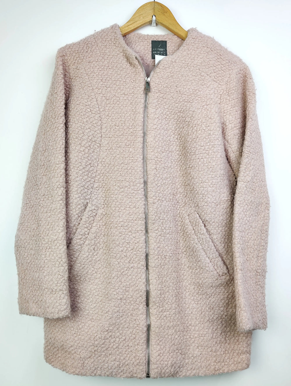 Buy online pre-used pre-loved 100% authentic & Original branded Primark (WC-2125) available in Pakistan. Top international brands avilable.