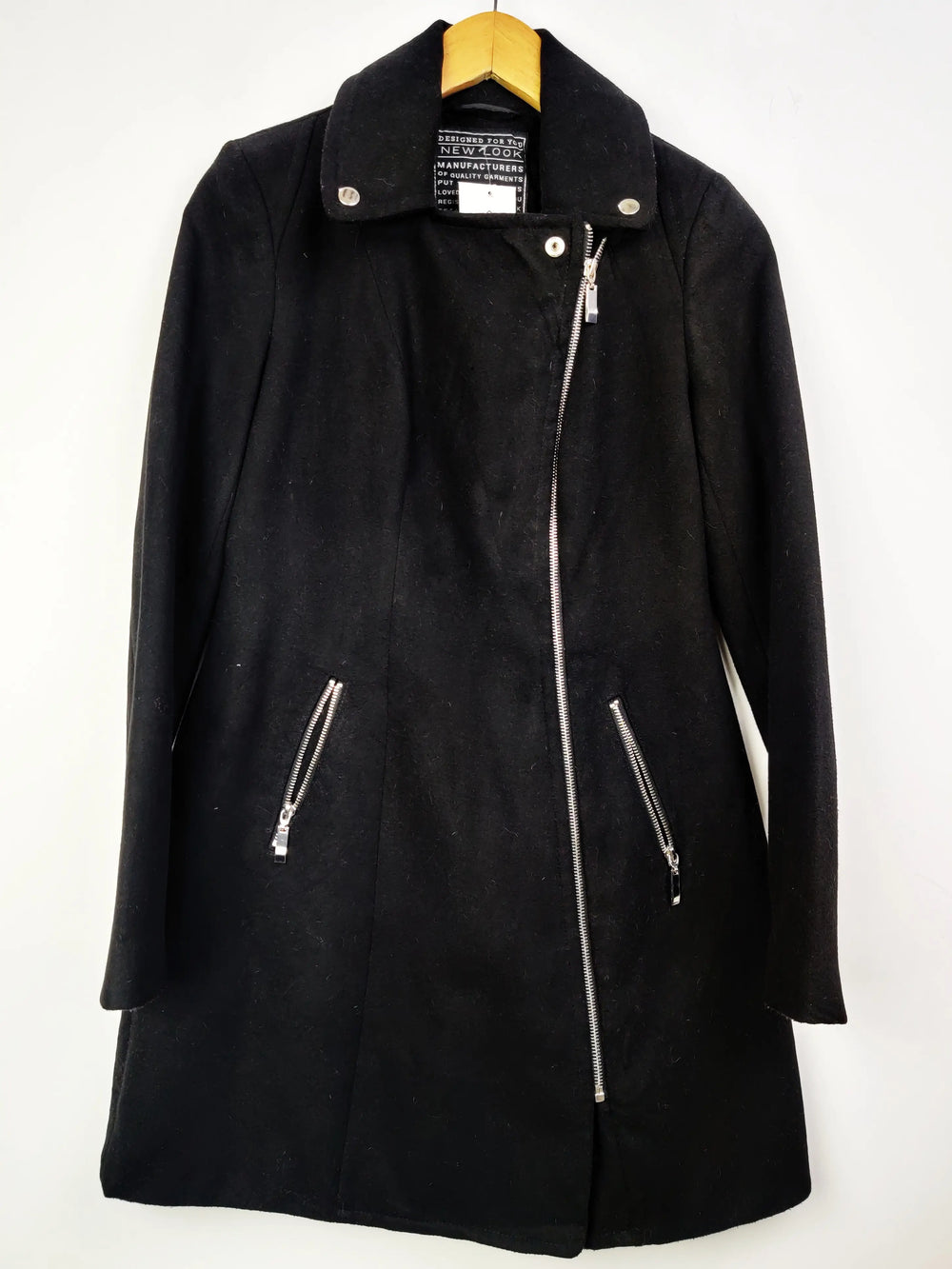 Buy online pre-used pre-loved 100% authentic & Original branded New Look (WC-2129) available in Pakistan. Top international brands avilable.