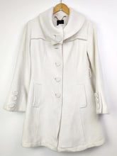 Buy online pre-used pre-loved 100% authentic & Original branded Vero Moda (WC-2137) available in Pakistan. Top international brands avilable.