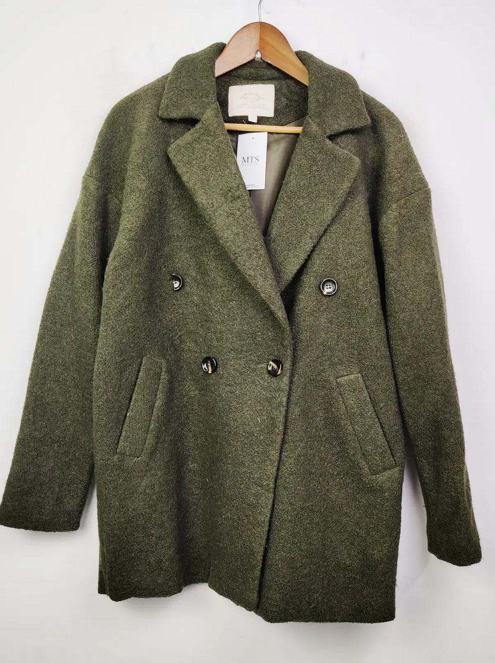 Buy online pre-used pre-loved 100% authentic & Original branded Vera & Lucy (WC-2342) available in Pakistan. Top international brands avilable.