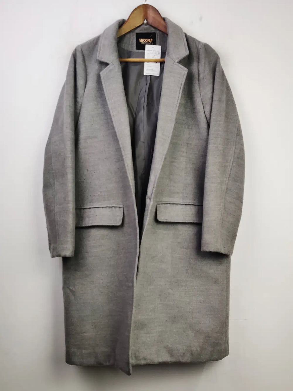 Buy online pre-used pre-loved 100% authentic & Original branded Misspap (WC-2378) available in Pakistan. Top international brands avilable.