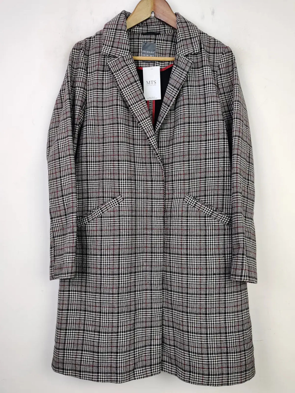 Buy online pre-used pre-loved 100% authentic & Original branded Primark (WC-2393) available in Pakistan. Top international brands avilable.