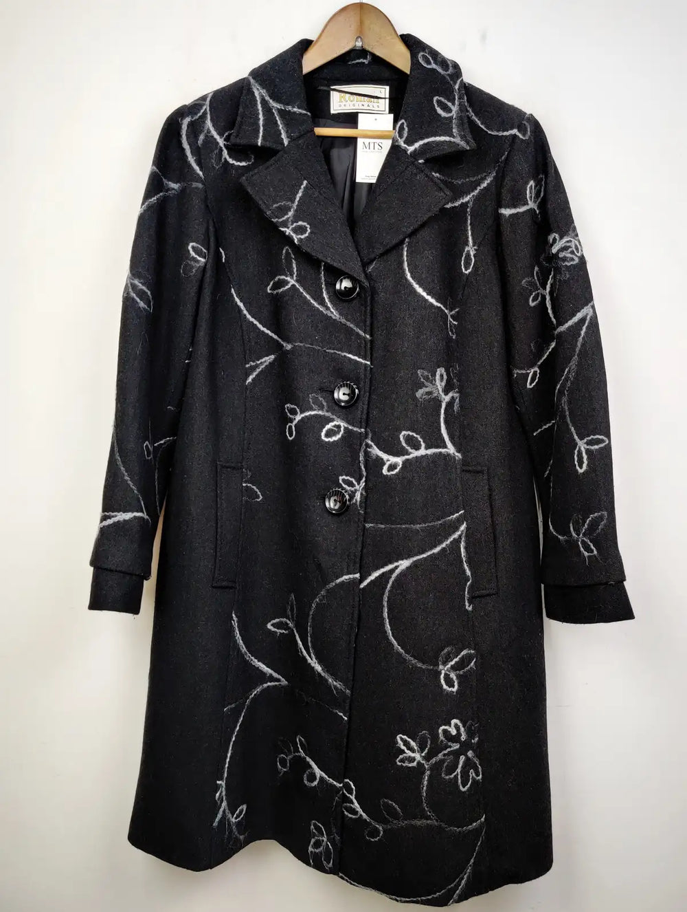 Buy online pre-used pre-loved 100% authentic & Original branded Roman Originals (WC-2419) available in Pakistan. Top international brands avilable.