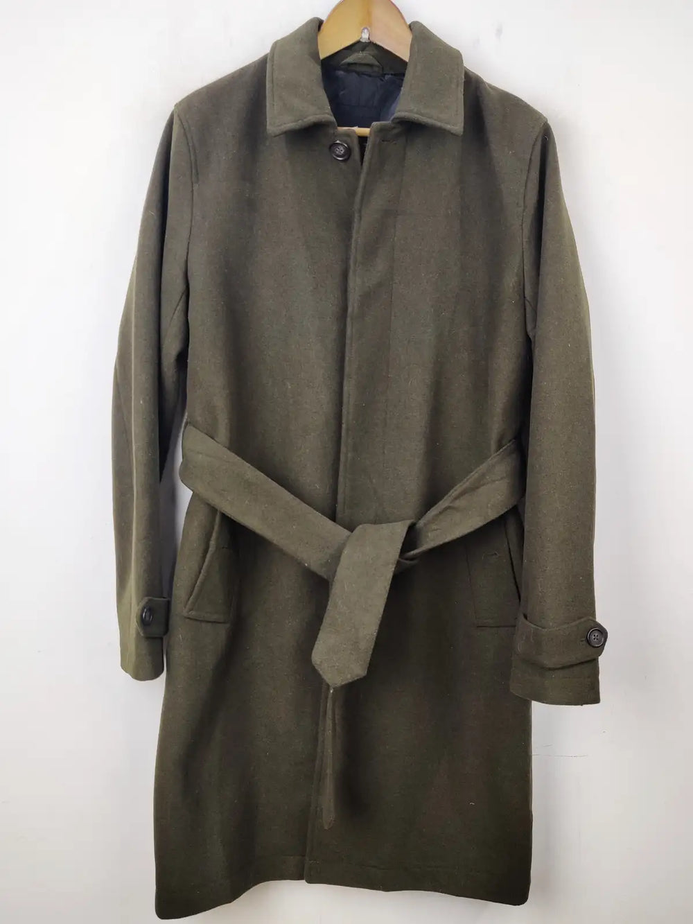 Buy online pre-used pre-loved 100% authentic & Original branded Asos (WC-2426) available in Pakistan. Top international brands avilable.