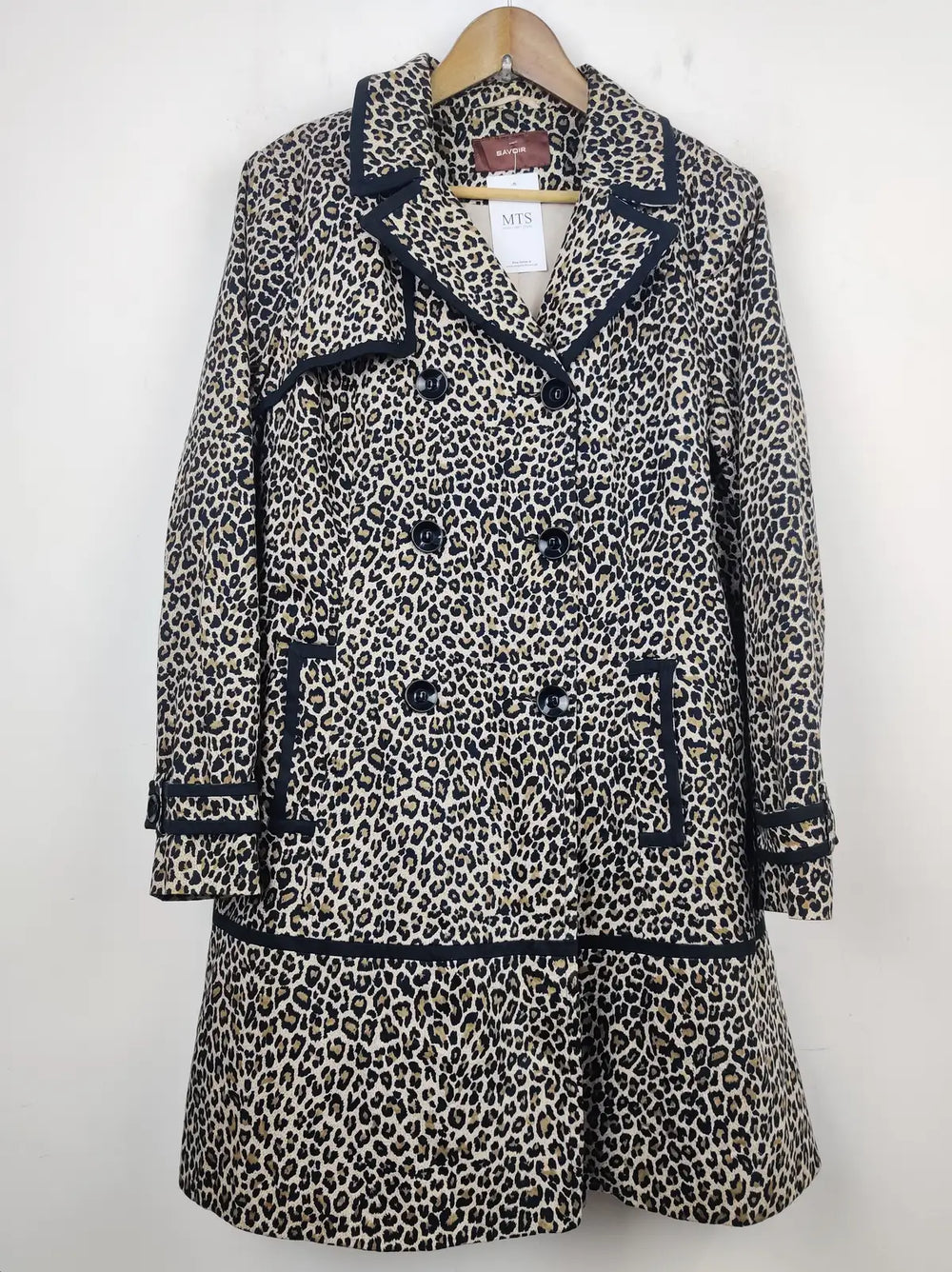 Buy online pre-used pre-loved 100% authentic & Original branded Savoir (WC-2452) available in Pakistan. Top international brands avilable.