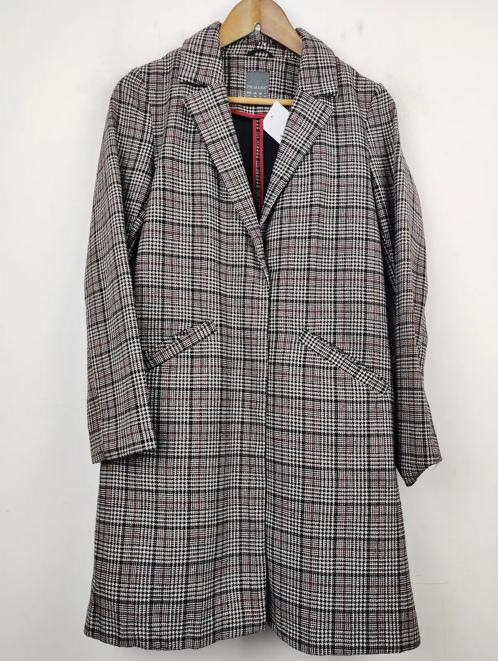 Buy online pre-used pre-loved 100% authentic & Original branded Primark (WC-2457) available in Pakistan. Top international brands avilable.