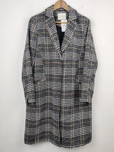 Buy online pre-used pre-loved 100% authentic & Original branded George (WC-2465) available in Pakistan. Top international brands avilable.