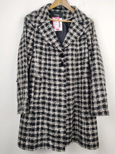 Buy online pre-used pre-loved 100% authentic & Original branded George (WC-2470) available in Pakistan. Top international brands avilable.