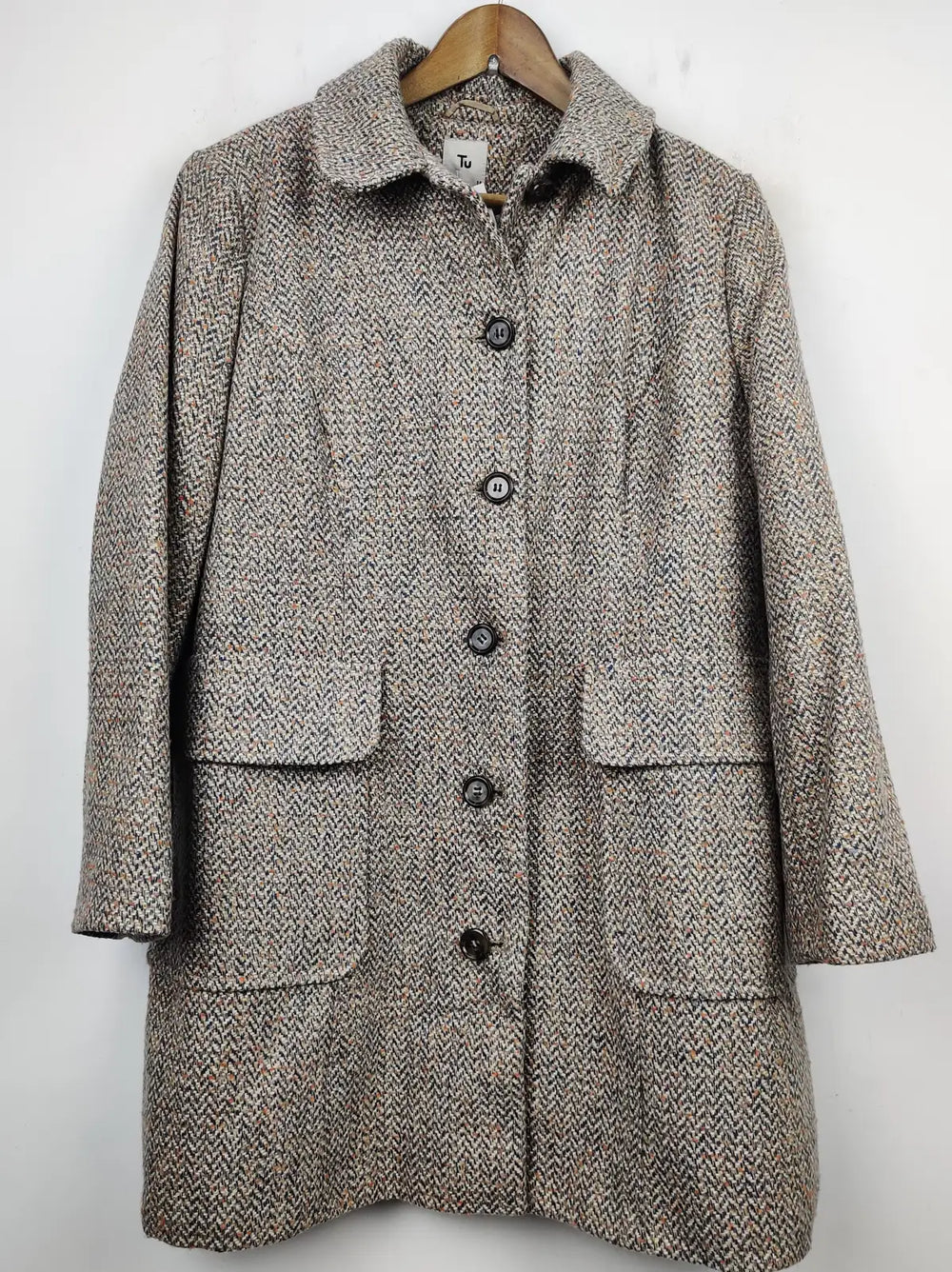 Buy online pre-used pre-loved 100% authentic & Original branded Tu (WC-2491) available in Pakistan. Top international brands avilable.