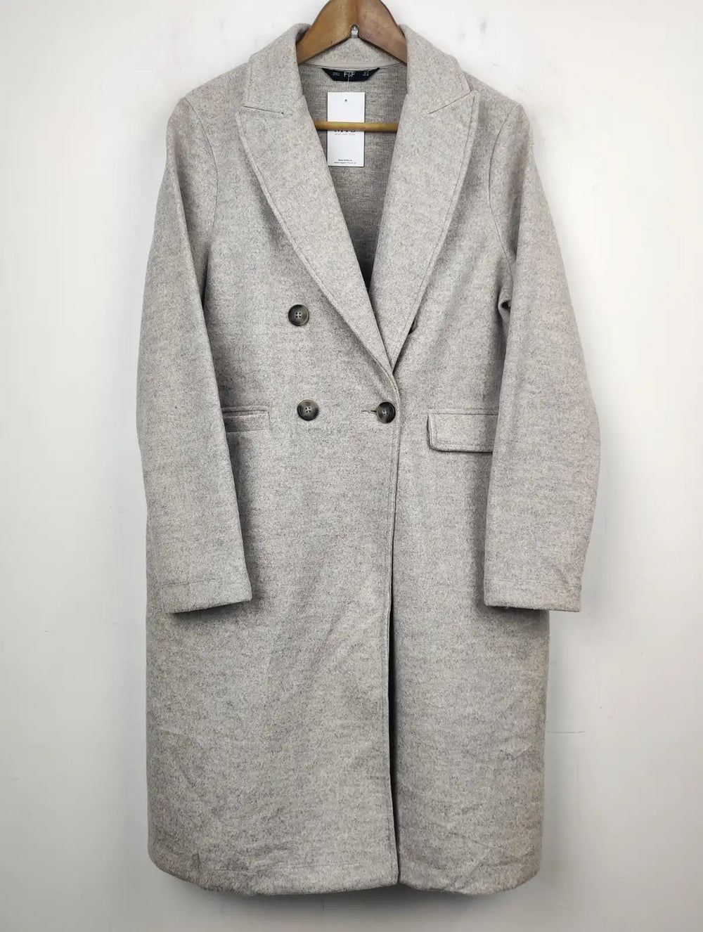 Buy online pre-used pre-loved 100% authentic & Original branded F&F (WC-2496) available in Pakistan. Top international brands avilable.