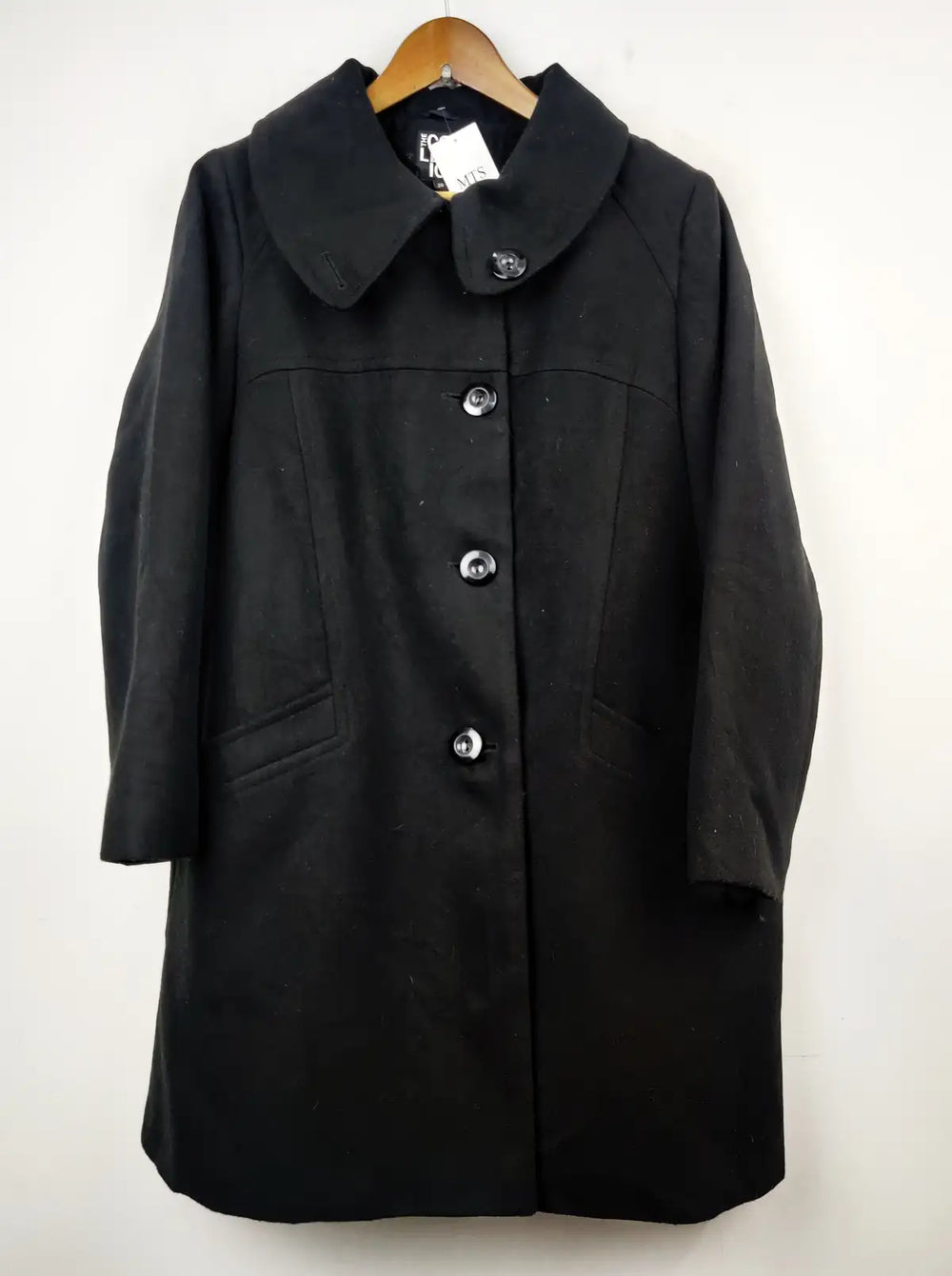 Buy online pre-used pre-loved 100% authentic & Original branded Debenhams (WC-2524) available in Pakistan. Top international brands avilable.