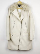 Buy online pre-used pre-loved 100% authentic & Original branded H&M (WC-2537) available in Pakistan. Top international brands avilable.