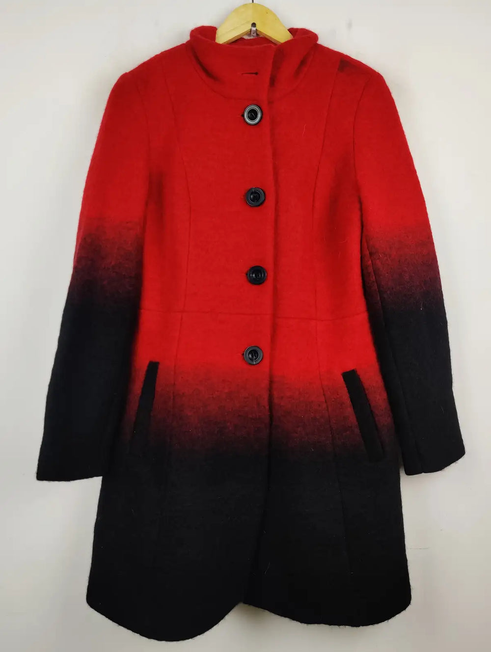 Buy online pre-used pre-loved 100% authentic & Original branded F&F (WC-2571) available in Pakistan. Top international brands avilable.