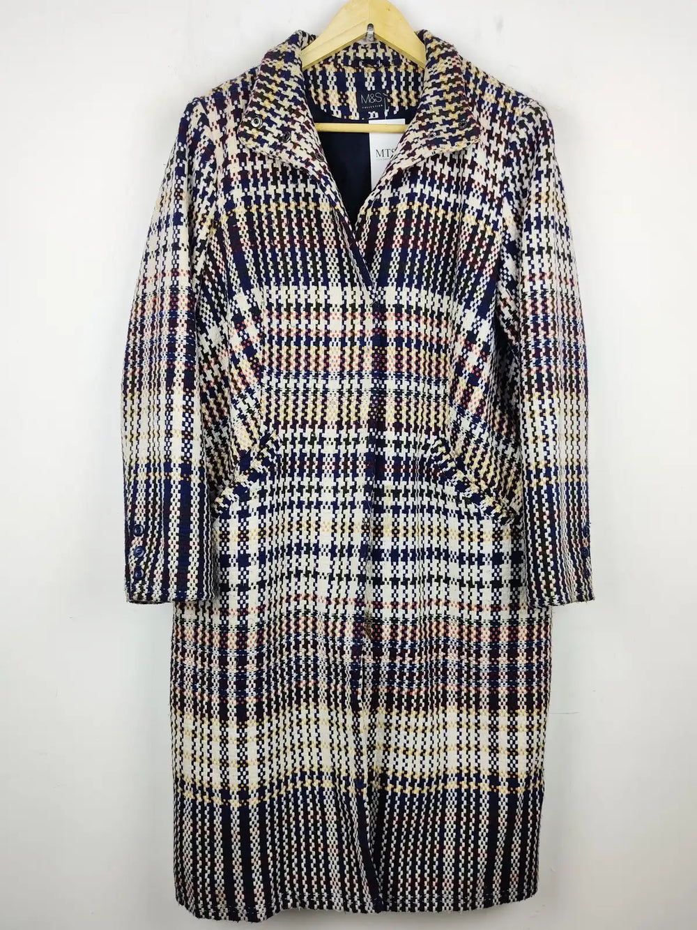 Buy online pre-used pre-loved 100% authentic & Original branded Marks & Spencer (WC-2584) available in Pakistan. Top international brands avilable.