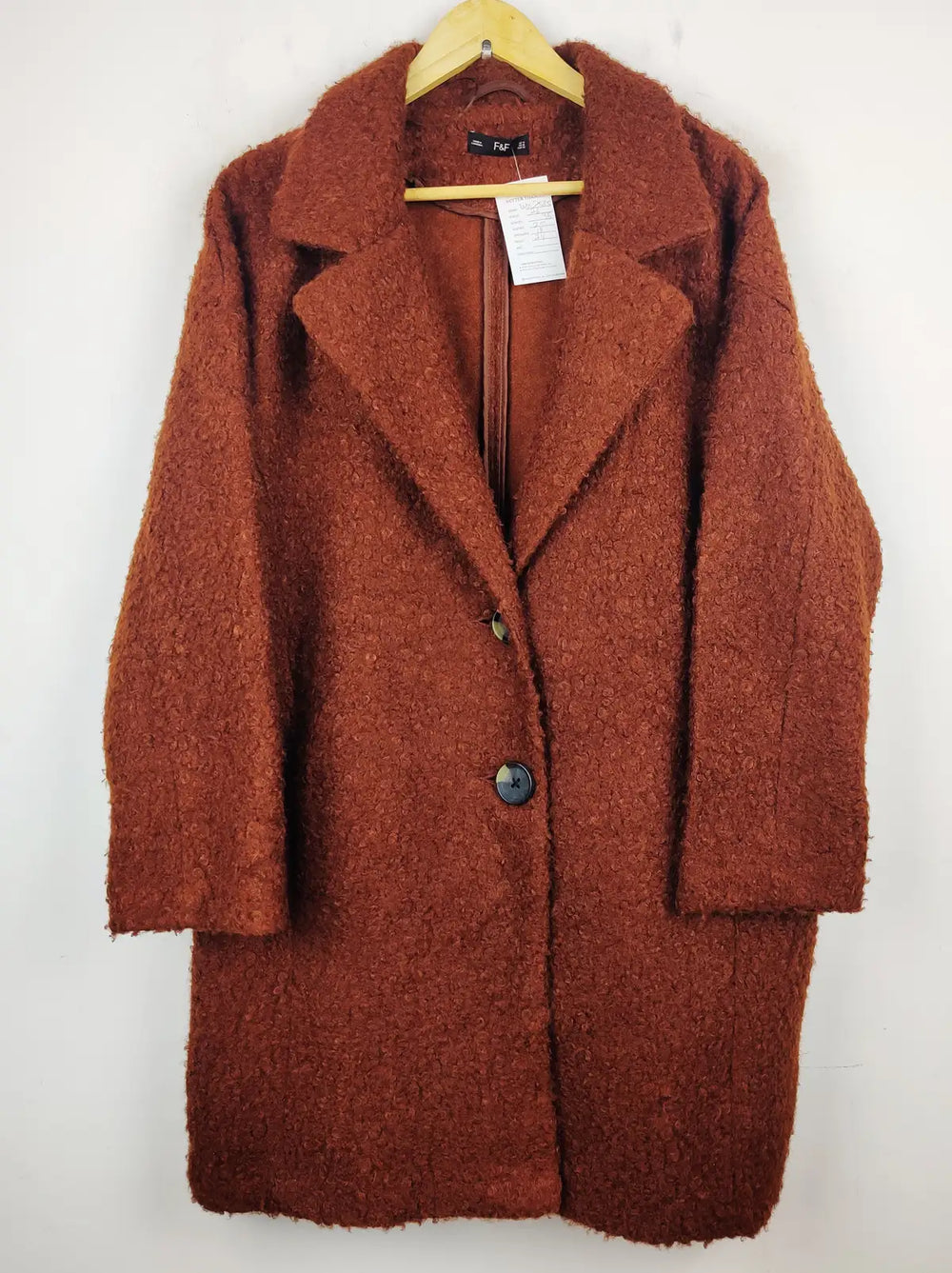 Buy online pre-used pre-loved 100% authentic & Original branded F&F (WC-2585) available in Pakistan. Top international brands avilable.