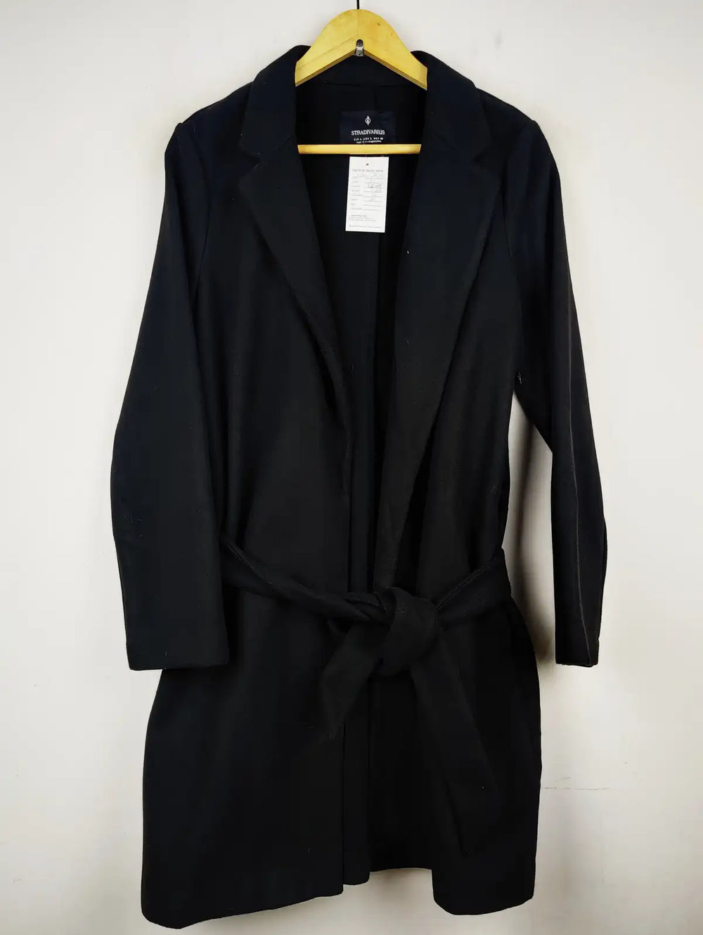 Buy online pre-used pre-loved 100% authentic & Original branded Stradivarius (WC-2586) available in Pakistan. Top international brands avilable.