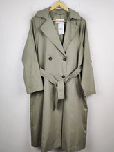 Buy online pre-used pre-loved 100% authentic & Original branded Papaya (WC-2592) available in Pakistan. Top international brands avilable.