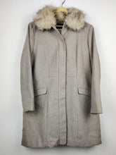 Buy online pre-used pre-loved 100% authentic & Original branded Papaya (WC-2602) available in Pakistan. Top international brands avilable.