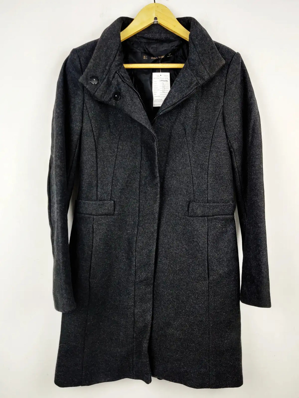 Buy online pre-used pre-loved 100% authentic & Original branded Zara (WC-2624) available in Pakistan. Top international brands avilable.