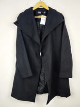 Buy online pre-used pre-loved 100% authentic & Original branded Zara (WC-2626) available in Pakistan. Top international brands avilable.