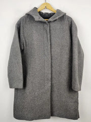 Buy online pre-used pre-loved 100% authentic & Original branded Unknown Brand (WC-2628) available in Pakistan. Top international brands avilable.