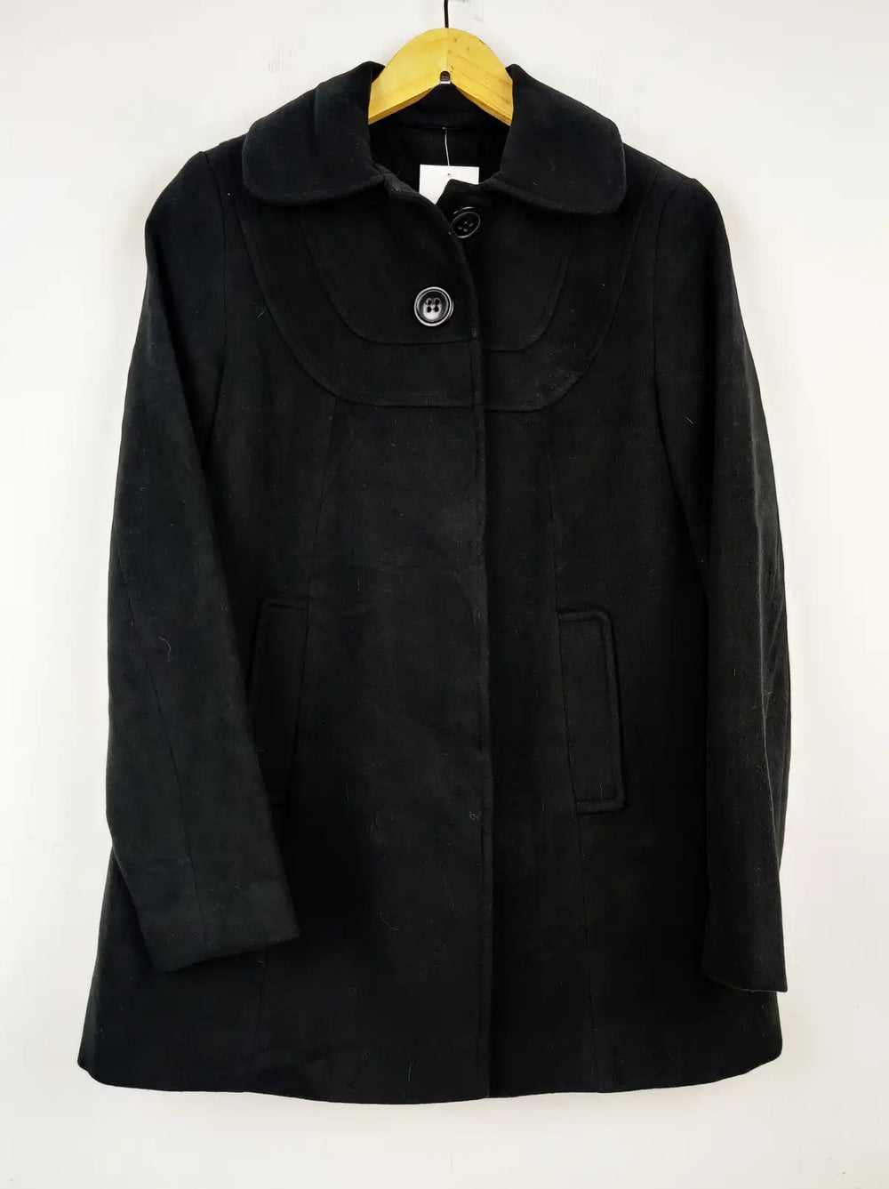 Buy online pre-used pre-loved 100% authentic & Original branded Petite (WC-2637) available in Pakistan. Top international brands avilable.