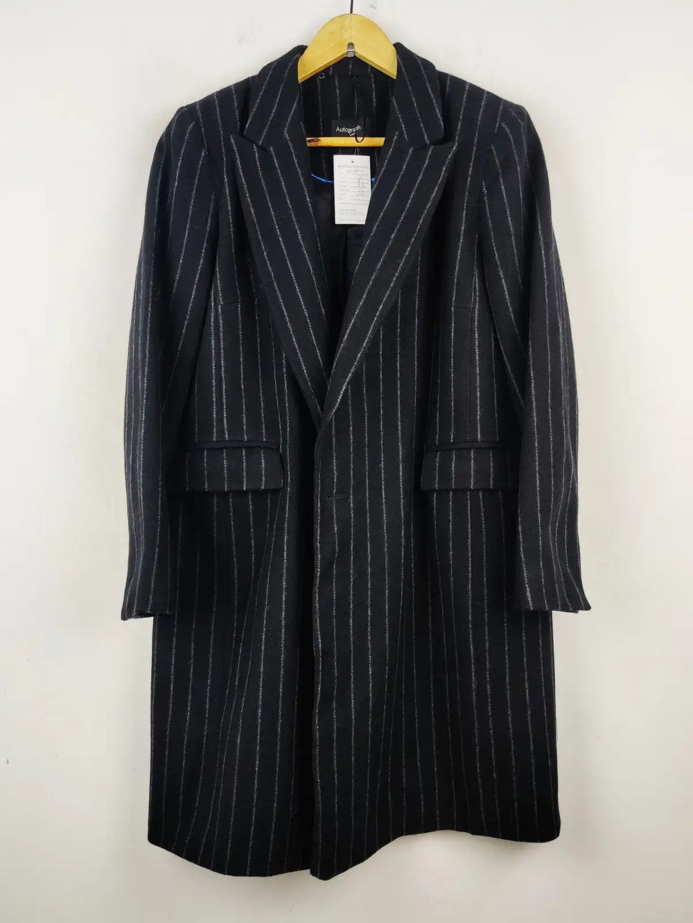 Buy online pre-used pre-loved 100% authentic & Original branded Autograph (WC-2648) available in Pakistan. Top international brands avilable.