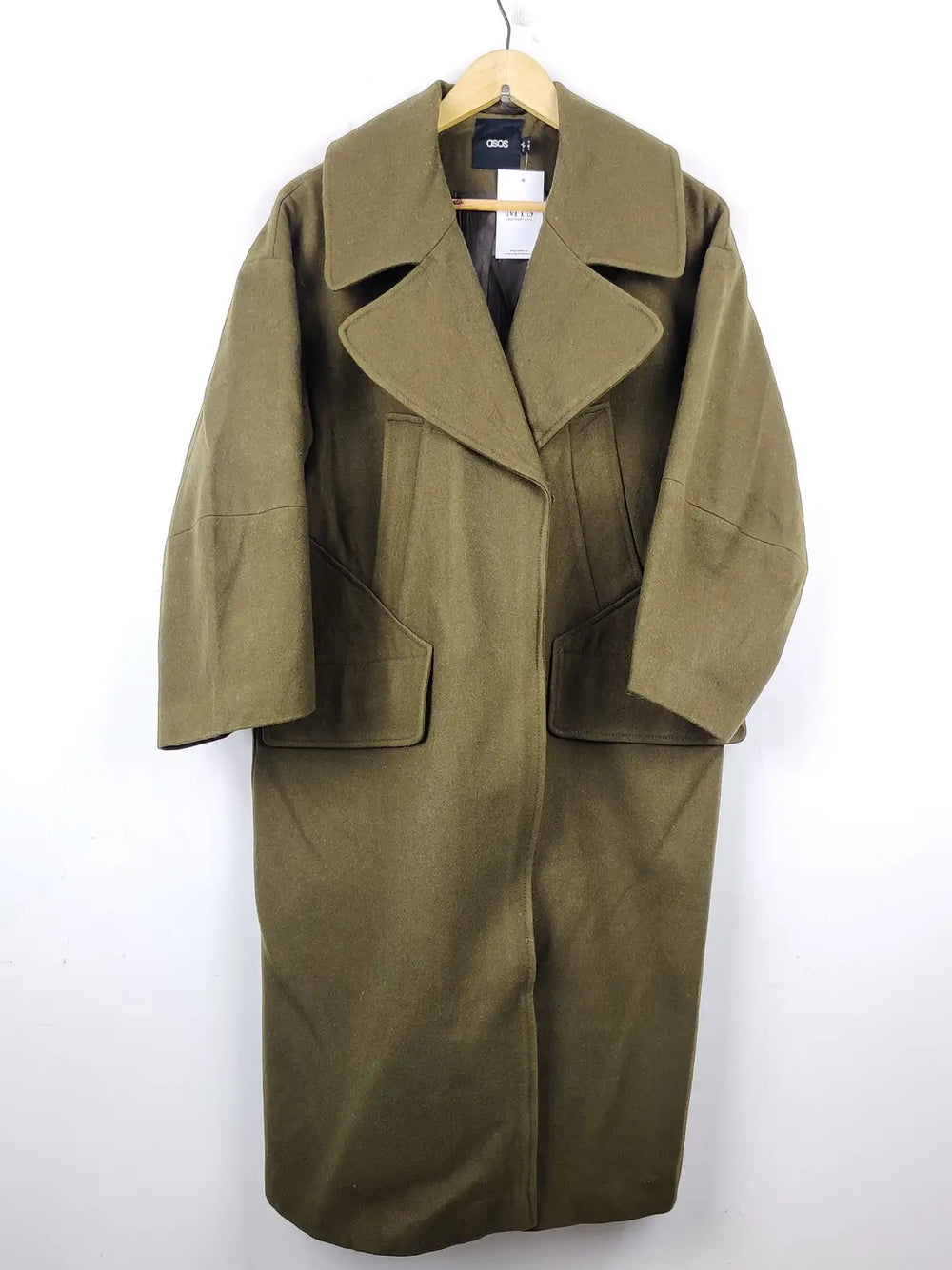 Buy online pre-used pre-loved 100% authentic & Original branded Asos (WC-2661) available in Pakistan. Top international brands avilable.