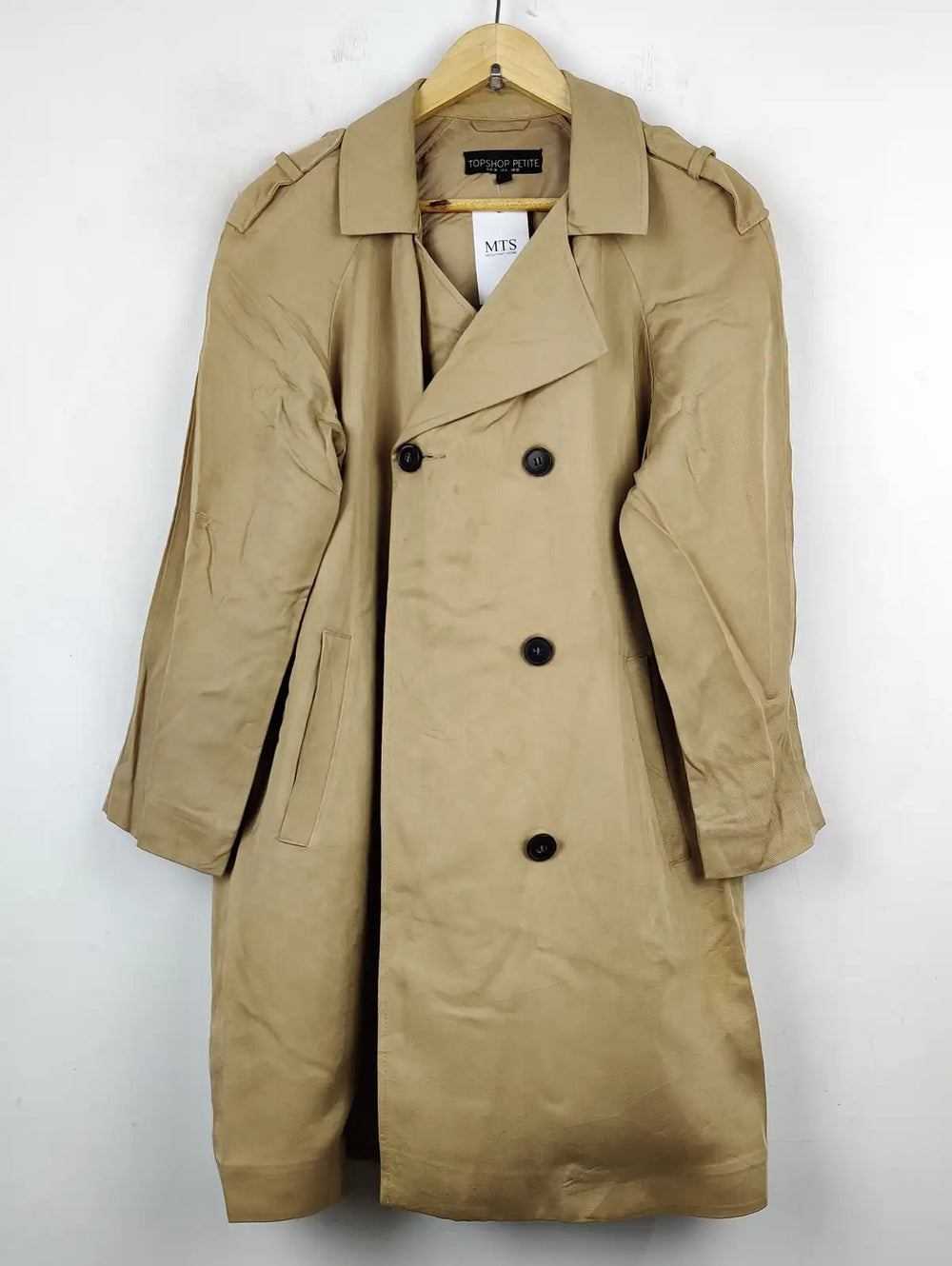 Buy online pre-used pre-loved 100% authentic & Original branded Topshop (WC-2666) available in Pakistan. Top international brands avilable.