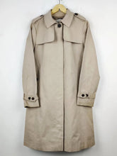 Buy online pre-used pre-loved 100% authentic & Original branded Hobbes (WC-2667) available in Pakistan. Top international brands avilable.