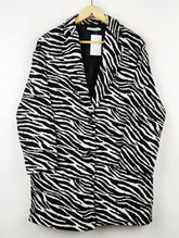 Buy online pre-used pre-loved 100% authentic & Original branded Unknown Brand (WC-2694) available in Pakistan. Top international brands avilable.