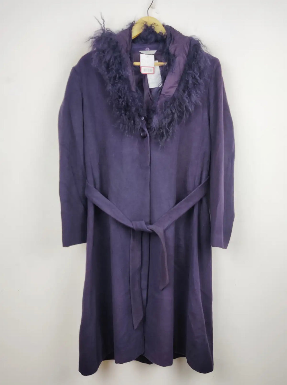 Buy online pre-used pre-loved 100% authentic & Original branded Marks & Spencer (WC-2950) available in Pakistan. Top international brands avilable.