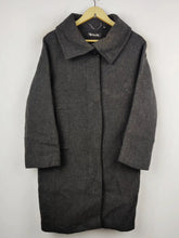 Buy online pre-used pre-loved 100% authentic & Original branded Massimo Dutti (WC-3075) available in Pakistan. Top international brands avilable.