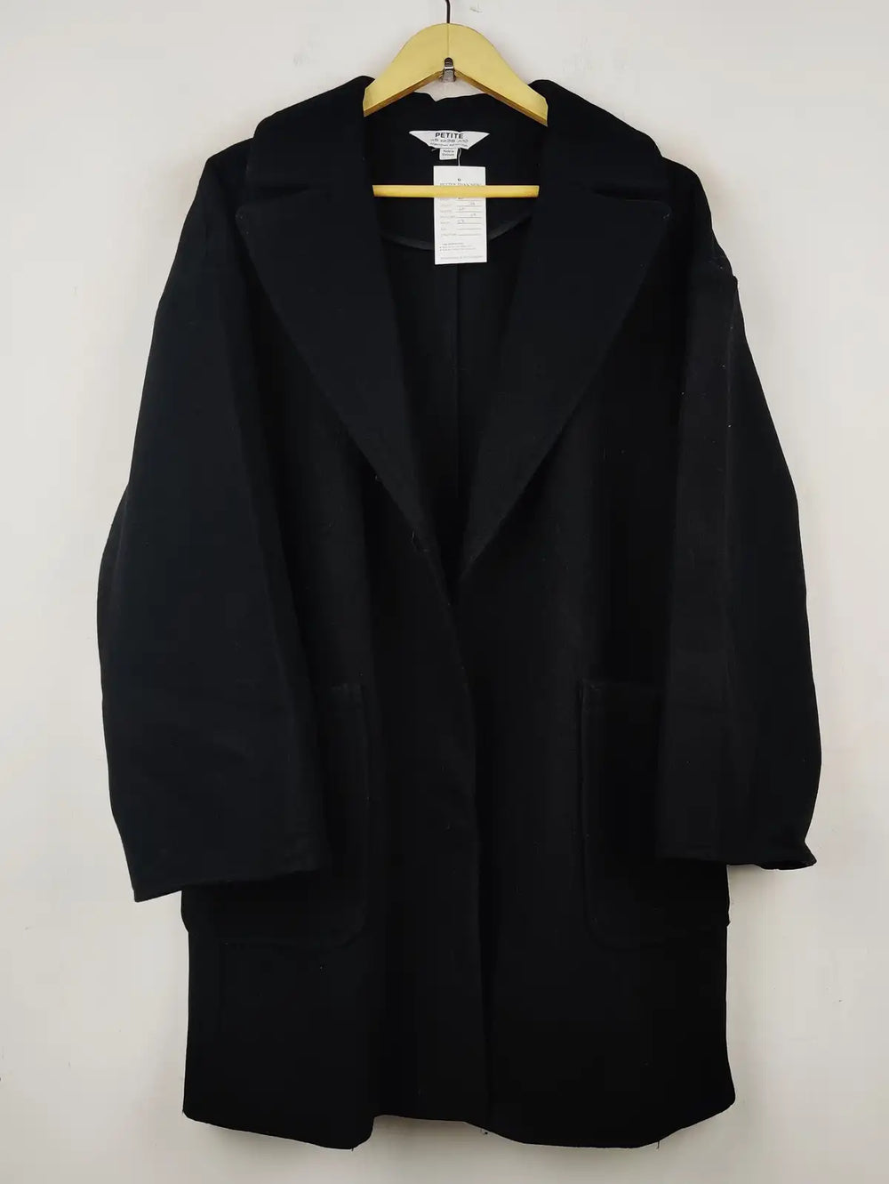 Buy online pre-used pre-loved 100% authentic & Original branded Dorothy Perkins (WC-3149) available in Pakistan. Top international brands avilable.