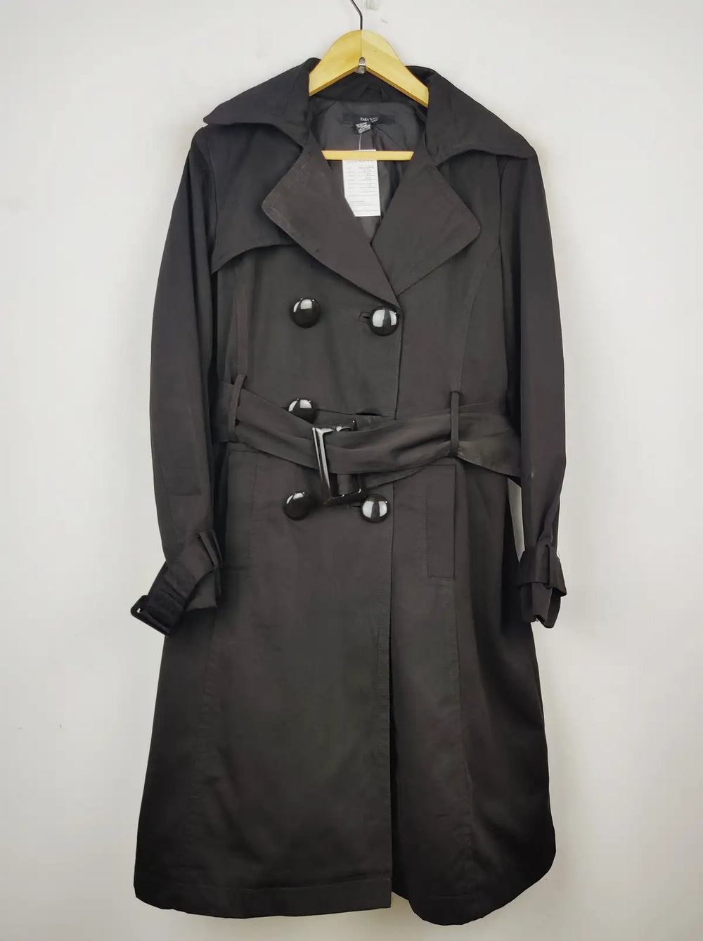 Buy online pre-used pre-loved 100% authentic & Original branded Zara (WC-3183) available in Pakistan. Top international brands avilable.