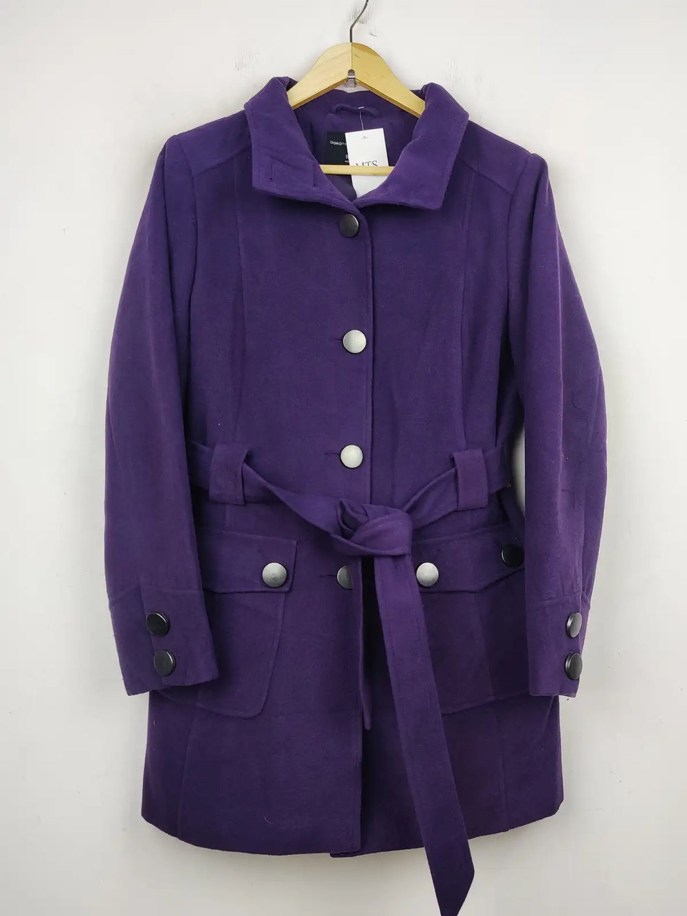 Buy online pre-used pre-loved 100% authentic & Original branded Dorothy Perkins (WC-3261) available in Pakistan. Top international brands avilable.