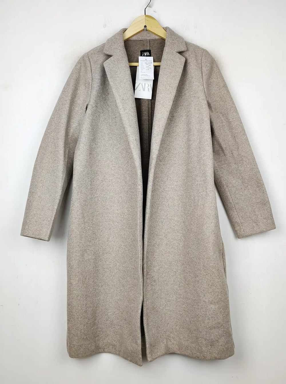 Buy online pre-used pre-loved 100% authentic & Original branded Zara (WC-3294) available in Pakistan. Top international brands avilable.