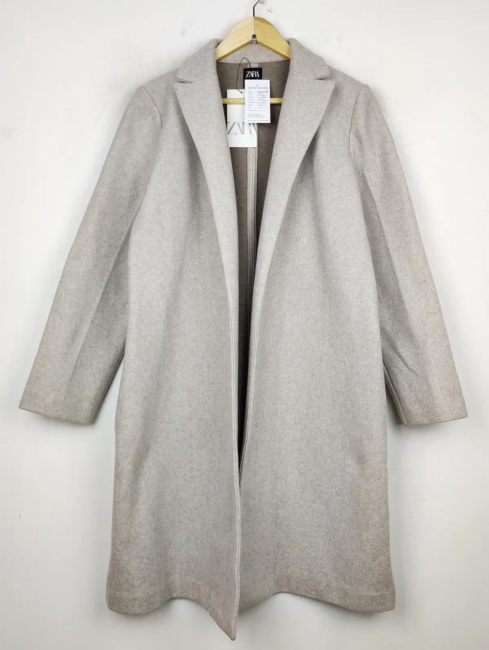 Buy online pre-used pre-loved 100% authentic & Original branded Zara (WC-3297) available in Pakistan. Top international brands avilable.