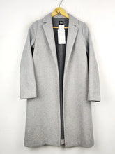 Buy online pre-used pre-loved 100% authentic & Original branded Zara (WC-3398) available in Pakistan. Top international brands avilable.