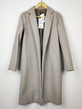 Buy online pre-used pre-loved 100% authentic & Original branded Zara (WC-3458) available in Pakistan. Top international brands avilable.