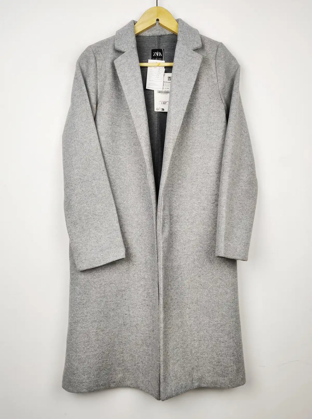 Buy online pre-used pre-loved 100% authentic & Original branded Zara (WC-3479) available in Pakistan. Top international brands avilable.