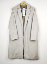 Buy online pre-used pre-loved 100% authentic & Original branded Zara (WC-3508) available in Pakistan. Top international brands avilable.