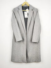 Buy online pre-used pre-loved 100% authentic & Original branded Zara (WC-3555) available in Pakistan. Top international brands avilable.