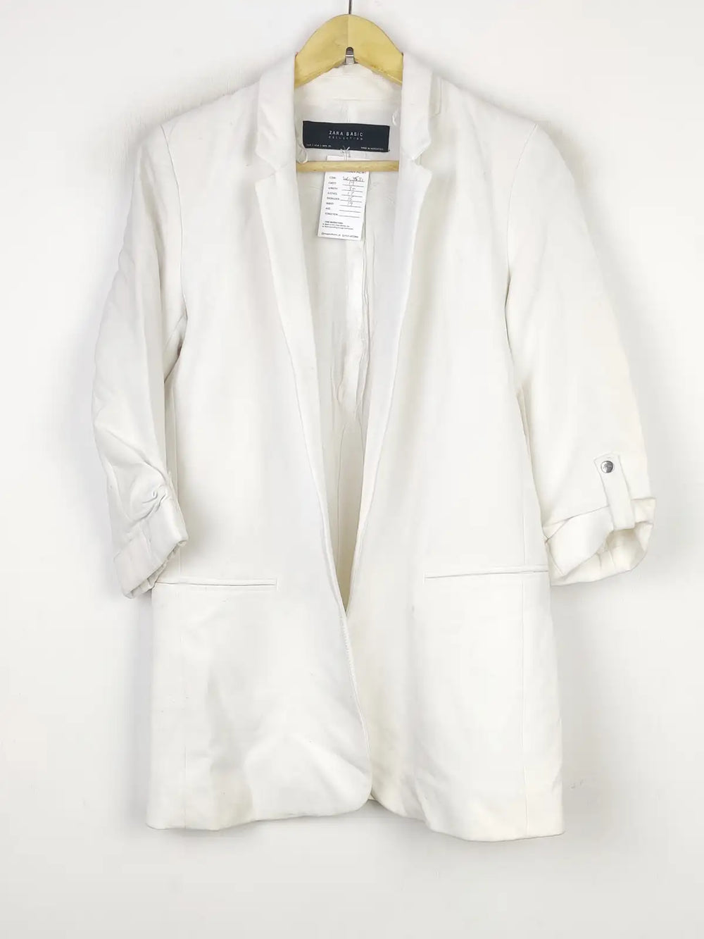 Buy online pre-used pre-loved 100% authentic & Original branded Zara (WC-3581) available in Pakistan. Top international brands avilable.