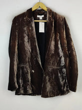 Buy online pre-used pre-loved 100% authentic & Original branded H&M (WC-3590) available in Pakistan. Top international brands avilable.